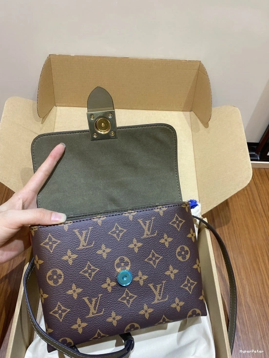VUITTON BB LOUIS LOCKY 0724